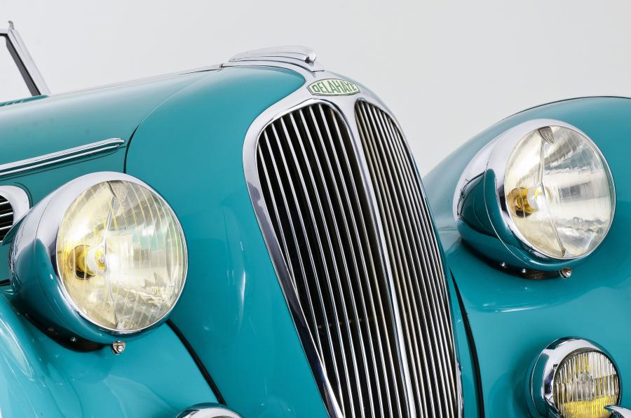 Детали экстерьера Delahaye 135 MS Speciale par Figoni & Falaschi 1939 года  (фото 7 из 25)